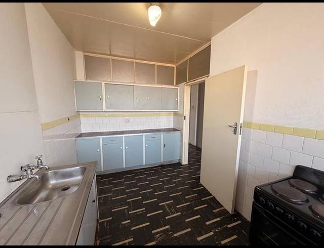 2 BEDROOM APARTMENT FOR SALE IN ARCON PARK
